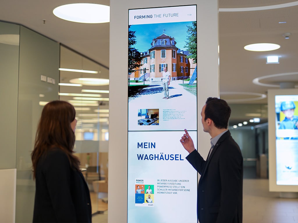 Digital Signage